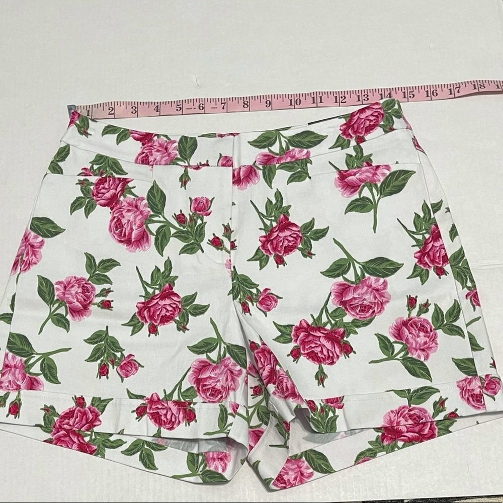 SOHO Apparel LTD Floral Print Shorts High Waisted‎ White Pink Rose Size 8 - Picture 3 of 12